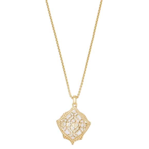 KENDRA SCOTT • Gold Filigree Kacey Adjustable Slider Necklace - Picture 1 of 5